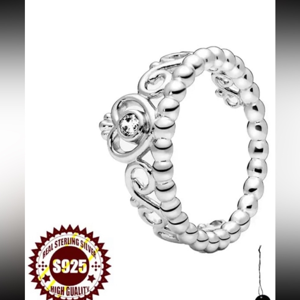 Pure silver size 8 ring princess crown ring